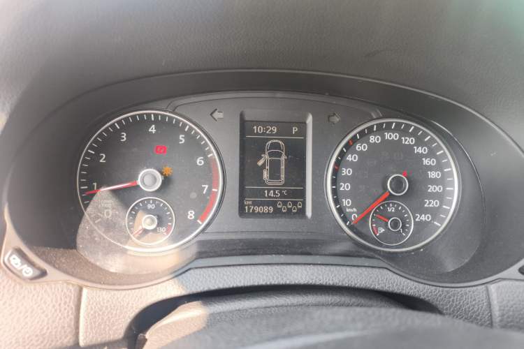 Used Volkswagen Sharan 2014 2.0 TSI Standard Model Instrument Cluster