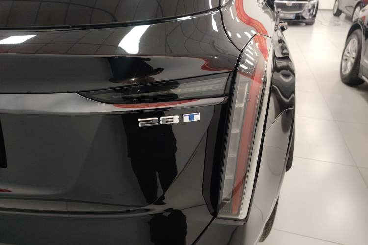 Used Cadillac XT5 2025 2.0T Prestige Version