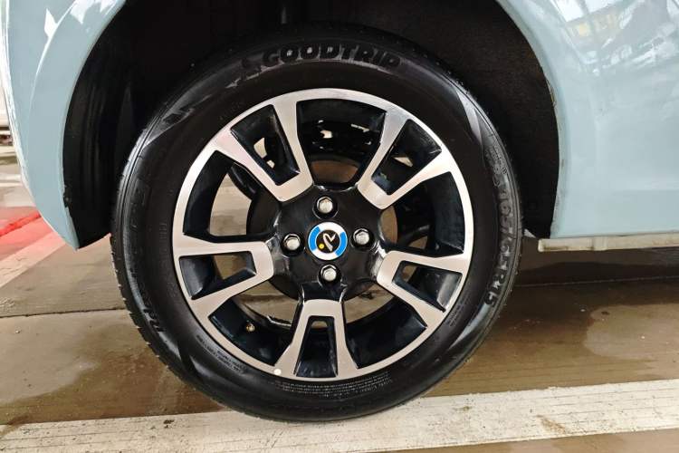 Used Brilliance Xinri i03 2021 318 km 31.45 kWh