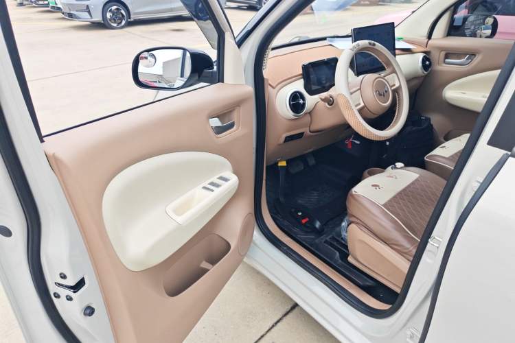 Used Wuling Hongguang MINIEV 2025 Four-Door Version Zhenxiang+ Edition Driver Seat