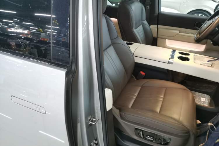 Used Li Auto MEGA 2024 Ultra Model