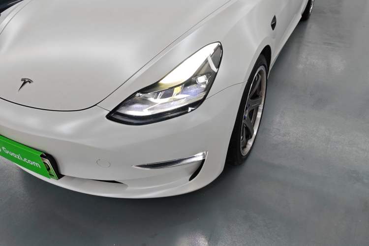 Used Tesla Model 3 2021 Revised Version II – Performance High-Performance All-Wheel-Drive Edition
