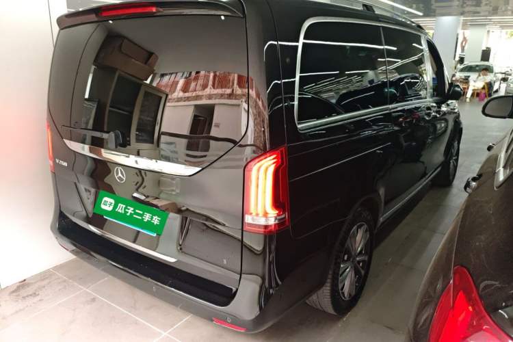 Used Mercedes-Benz V-Class 2020 V 260 Avantgarde Edition