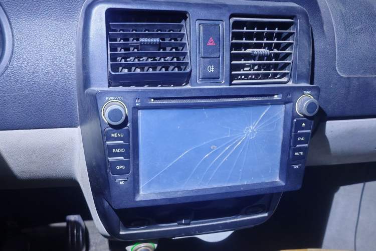 Used GAC Gonow Xingwang CL 2014 1.2L Elite Edition GA4G12
