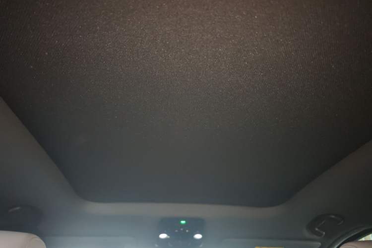 Used Nio ES6 2022 75 kWh Sport Edition Headliner