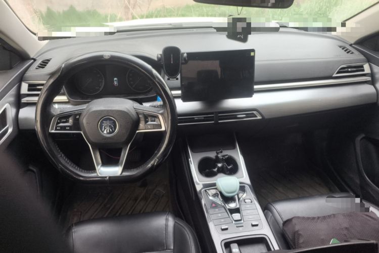 Used BYD Qin New Energy 2021 Travel Edition Center Console