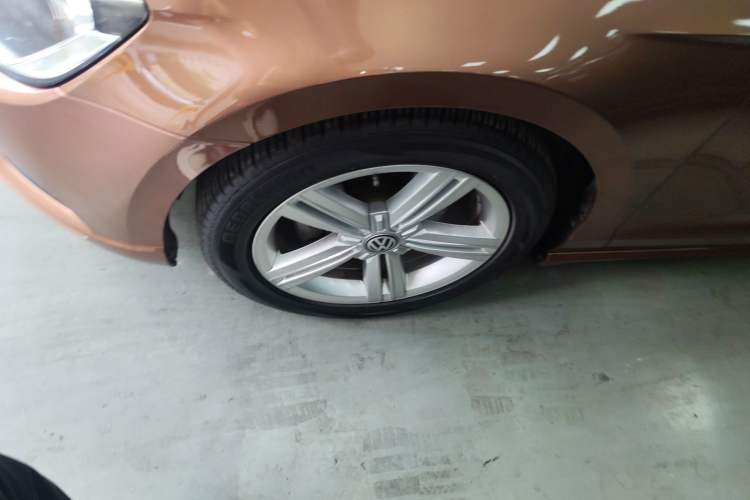 Used Volkswagen Lamando 2015 280TSI DSG Comfort Edition
