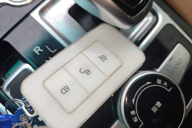 Used BYD Qin New Energy 2018 Qin EV450 Smart Connect Prestige Model
