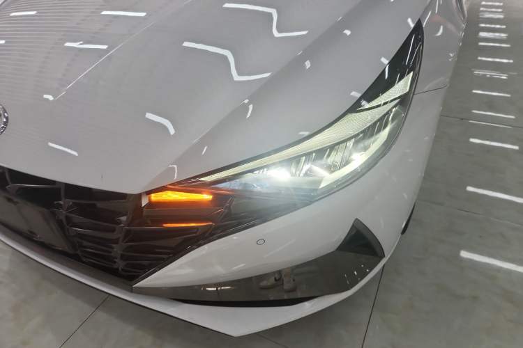 Used Hyundai Elantra 2022 240TGDi DCT LUX Prestige Edition