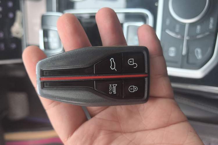 Used Hongqi HS7 2019 3.0T Automatic All-Wheel Drive Smart Connect Flagship Edition Vehicle Key