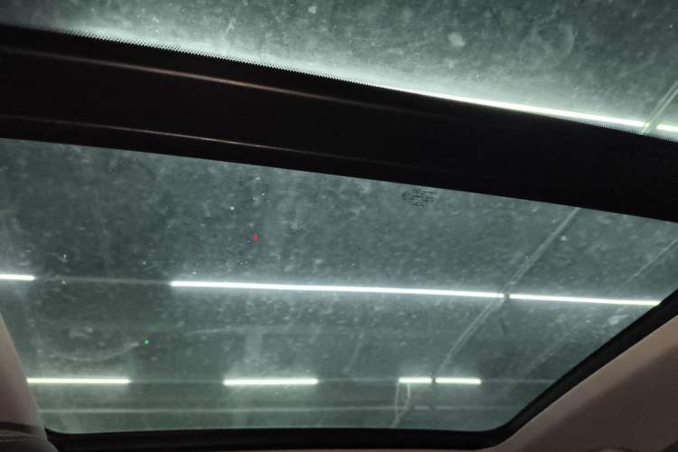 Used Volkswagen Tharu 2022 280TSI Two-Wheel-Drive Luxury Edition