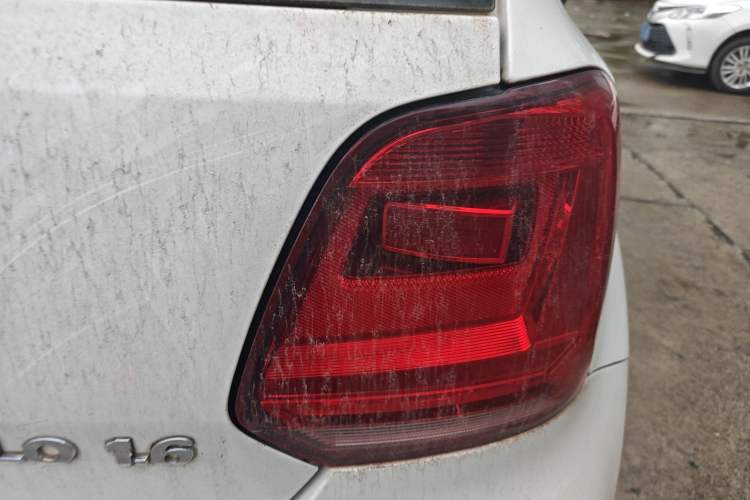 Used Volkswagen Polo 2014 1.6L Manual Comfort Edition Right Rear Taillight