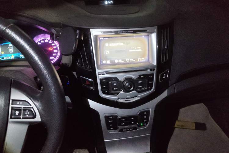 Used BYD Surui 2014 1.5L Manual Luxury Model