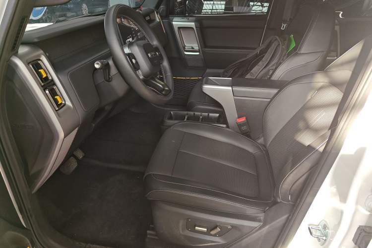 Used iCAR V23 2025 501 Four-Wheel Drive Advanced Version