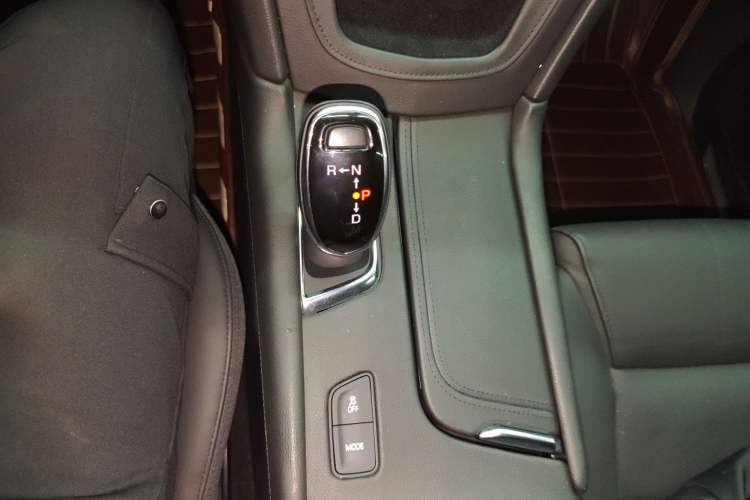 Used Cadillac XT5 2016 25T Luxury Model
