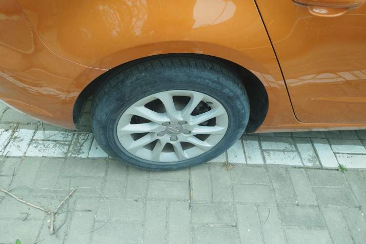 Used Audi A3 2014 Sportback 35 TFSI Automatic Style Edition Right Rear Wheel Hub