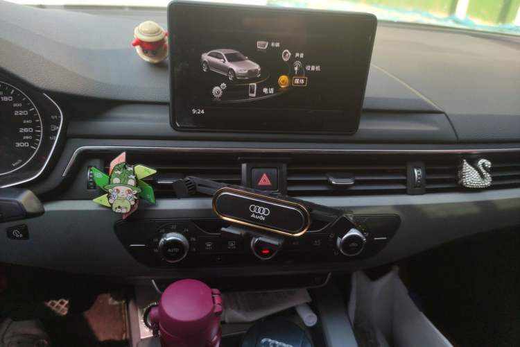 Used Audi A4L 2017 Plus 40 TFSI Ambition Model
