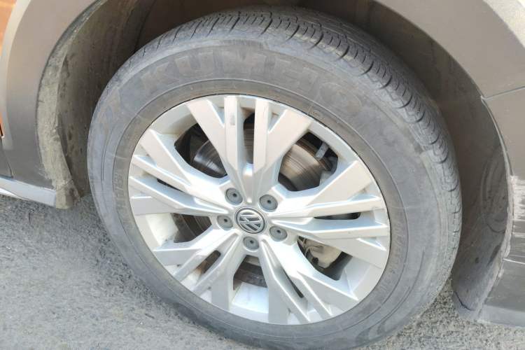 Used Volkswagen C-TREK 2017 230TSI DSG Comfort Version
