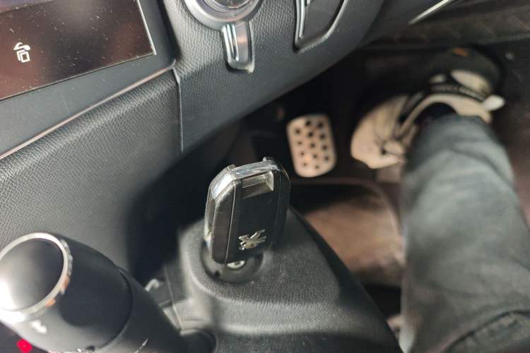 Used Peugeot 408 2015 1.2T Automatic Luxury Edition Vehicle Key