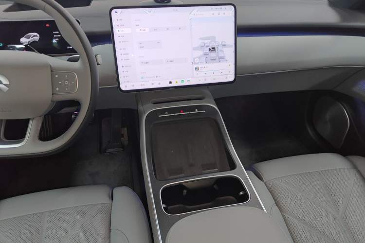 Used Nio ET5T 2025 100kWh Touring Audio And AC Panel