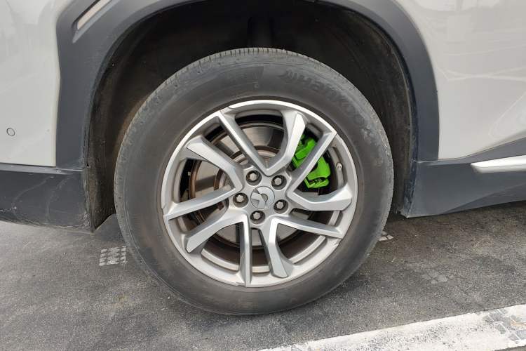 Used Nio ES6 2022 75 kWh Sport Edition Right Rear Wheel Hub