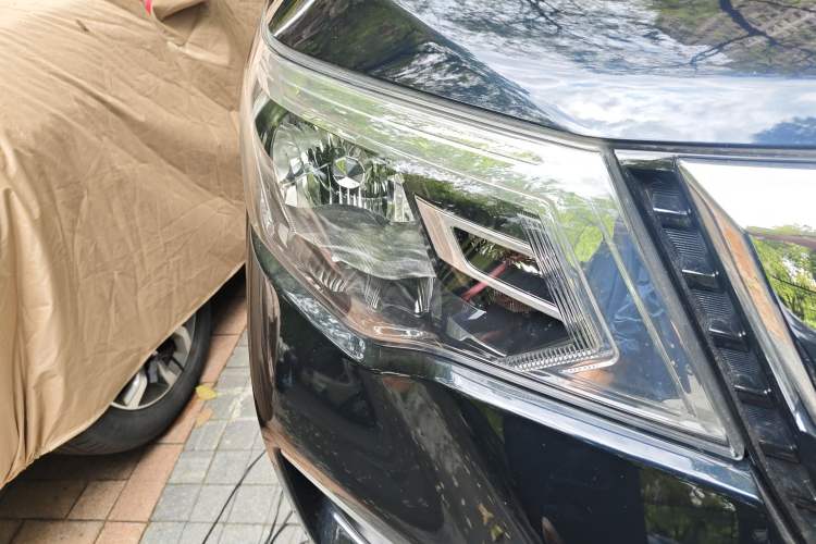 Used Nissan Terra 2020 2.5L XL Upper 4WD Automatic Four-Wheel Drive Luxury Edition Right Front Headlight