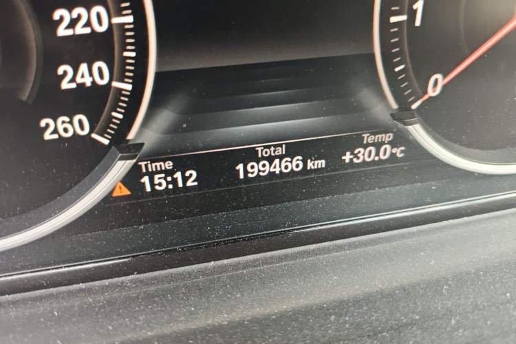 Used BMW 5 Series 2017 525Li Leading Model
