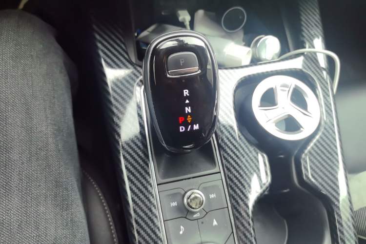 Used Cadillac XT4 2020 28T Two-Wheel-Drive Leading Version Gear Lever