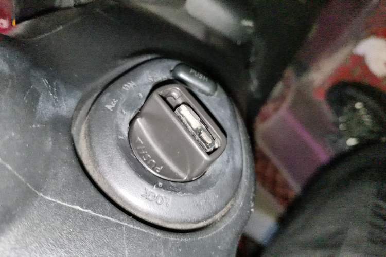 Used Nissan Qashqai 2012 2.0 XL Fire 6MT 2WD