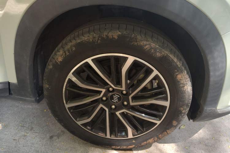 Used WM Motor W6 2021 520km PRO All-Round Edition Right Front Wheel Hub