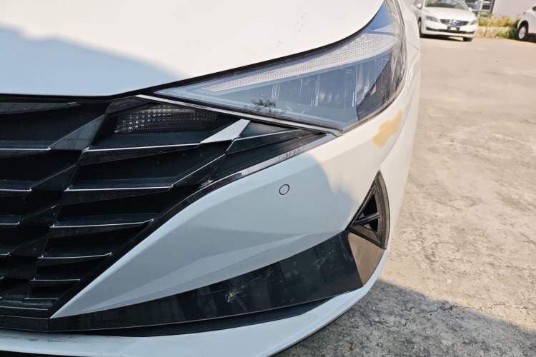 Used Hyundai Elantra 2022 1.5L CVT LUX Prestige Edition