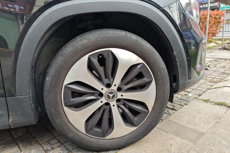 Used Mercedes-Benz GLB 2021 GLB 200 Fashion Model Right Front Wheel Hub