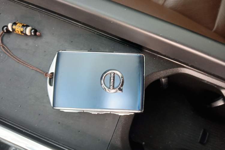 Used Volvo XC60 New Energy 2022 T8 Plug-in Hybrid All-Wheel Drive Smart Luxury Edition