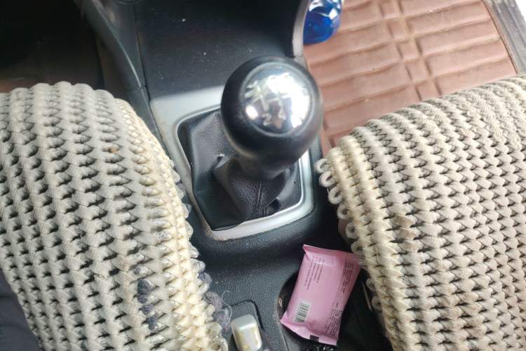 Used CHANGAN KAICHENG Ounuo S 2014 1.5L Base Version Gear Lever