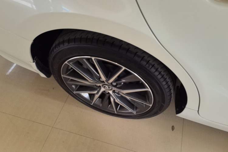 Used Toyota Camry 2021 2.5G Luxury Edition
