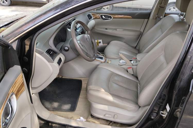 Used Nissan Sylphy 2014 1.6XV CVT Deluxe Edition Driver Seat