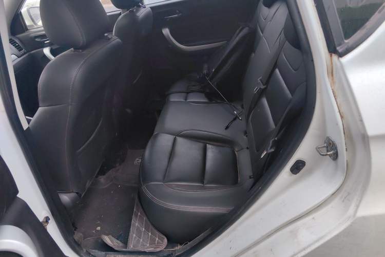 Used Changan CS35 2016 1.6L Manual Luxury Model China V Standard
