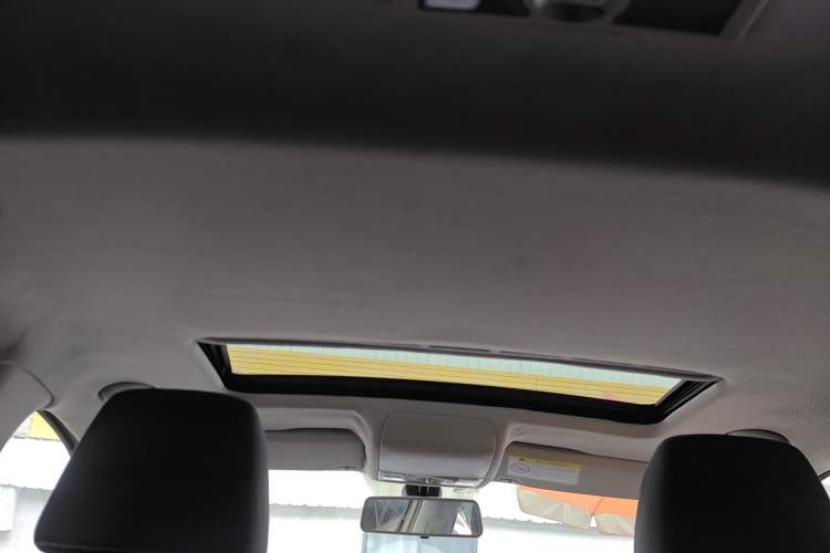 Used Volkswagen Polo 2014 1.6L Cross Polo Automatic