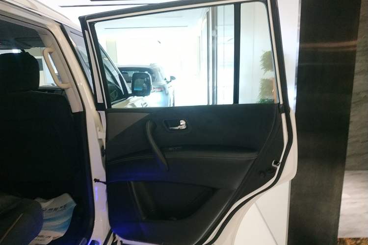 Used Nissan Patrol 2018 4.0L Automatic 7-Seater Middle East Version