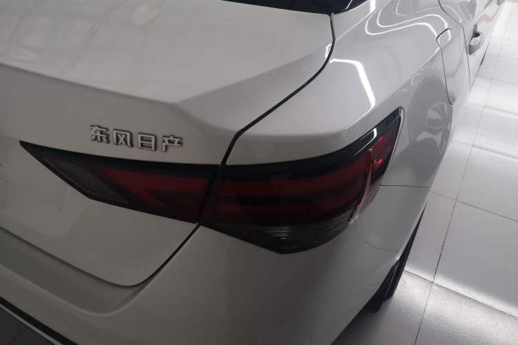 Used Nissan Sylphy 2023 Revised 1.6L CVT Enjoyment Edition Exterior 3