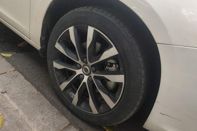 Used Volvo S60 2019 S60L T3 Intelligent Upgrade Edition Right Front Wheel Hub