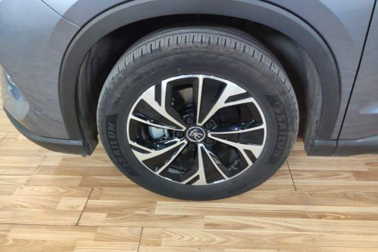 Used BYD Song Pro New Energy 2025 2nd Generation Intelligent Driving Version DM-i 75KM Leading Edition Left Front Wheel Hub