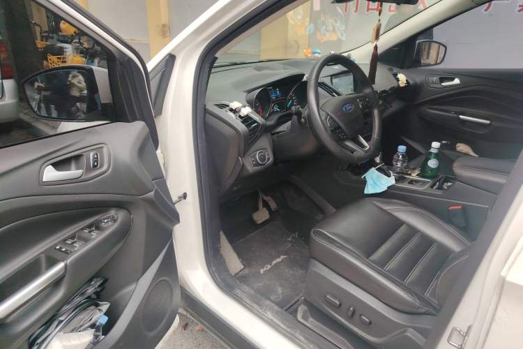 Used Ford Kuga 2017 EcoBoost 245 4x4 Prestige Edition Driver Seat