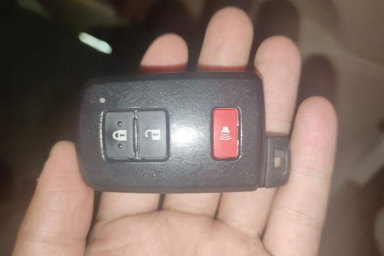 Used Toyota Land Cruiser 
