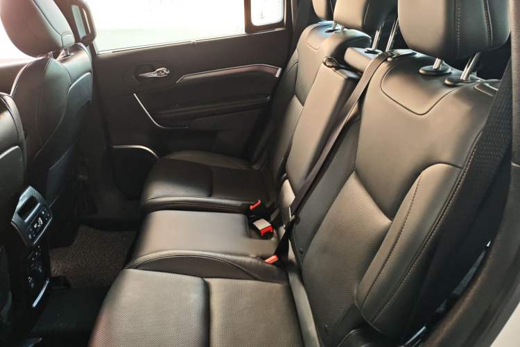 Used Jeep Grand Commander 2018 2.0T Four-Wheel Drive Smart Enjoyment Version China VI