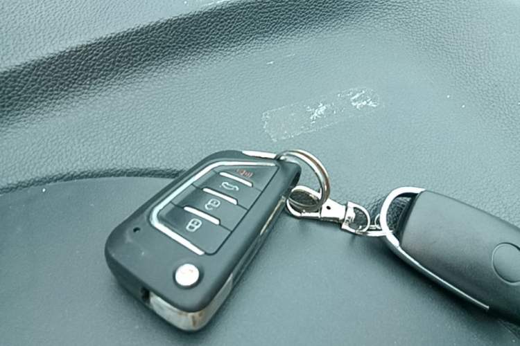 Used CHANGAN Eado 2015 1.6L Manual Junku Model China IV Standard
