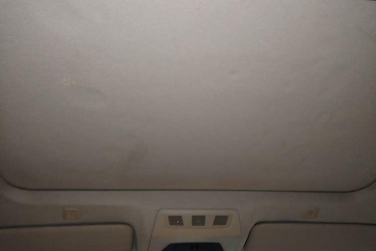 Used BMW 5 Series 2012 523Li Luxury Model
