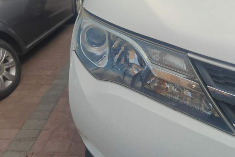 Used Toyota RAV4 2013 2.0L CVT Two-Wheel Drive Urban Edition