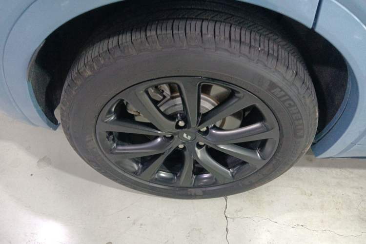 Used Li Auto ONE 2021 Extended-Range 6-Seater Version Exterior 8