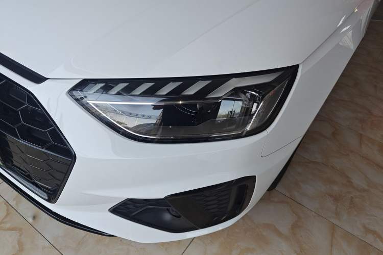 Used Audi A4L 2023 40 TFSI Luxury Dynamic Model Left Front Headlight